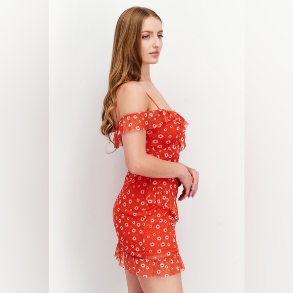 Miss Selfridge Mini Floral Asymmetrical Dress - Picture 2 of 9